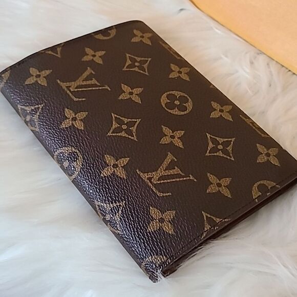 💯 Authentic Louis Vuitton Tifold Monogram Wallet 🍀 - Picture 5 of 14